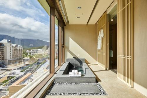 소노펠리체  델피노 (Sono Felice Delpino)