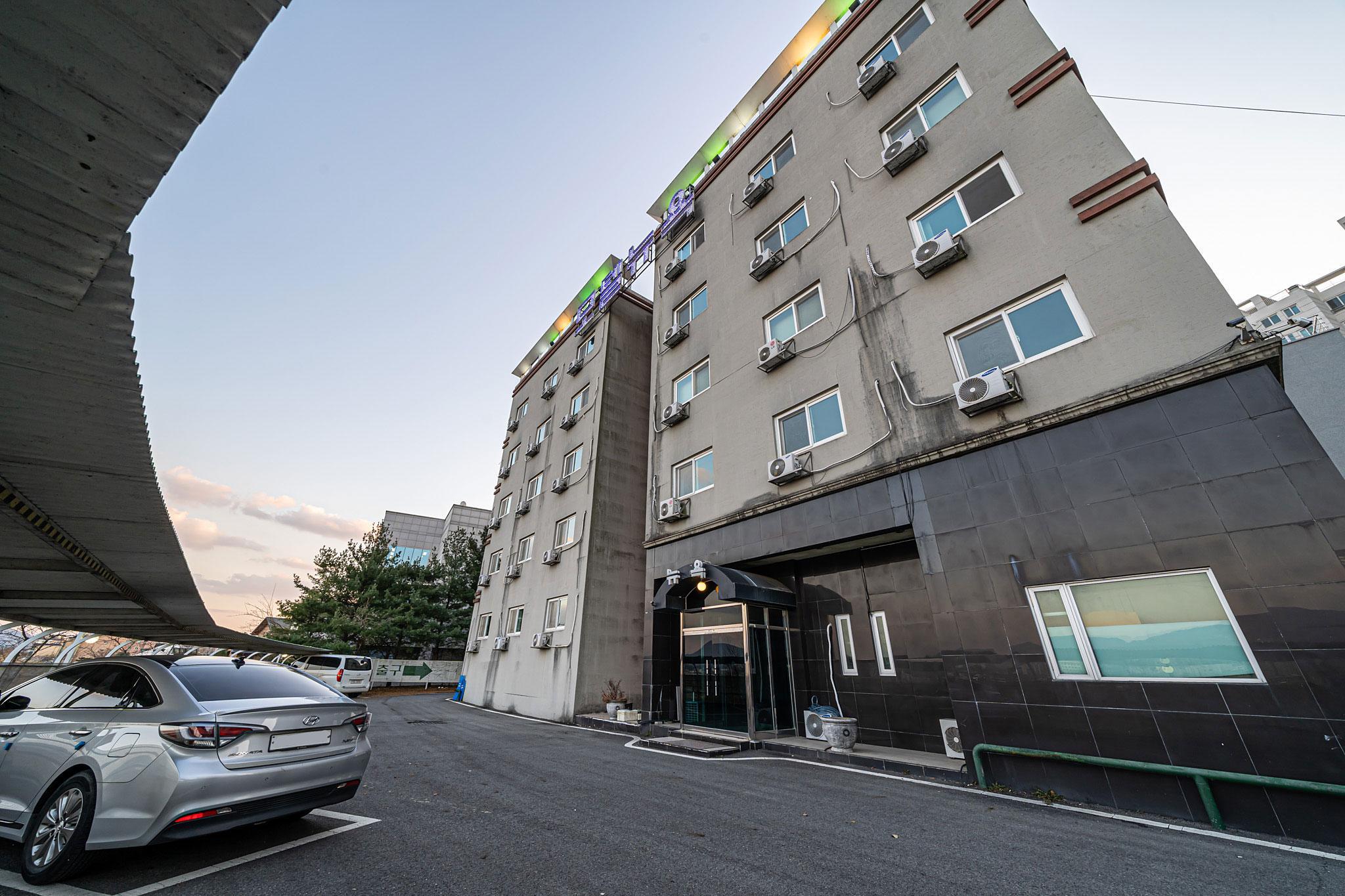 양평 뉴욕 (Yangpyeong Hotel New York)