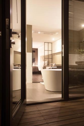 수원 호텔 가덴 (Suwon Hotel Gaden)