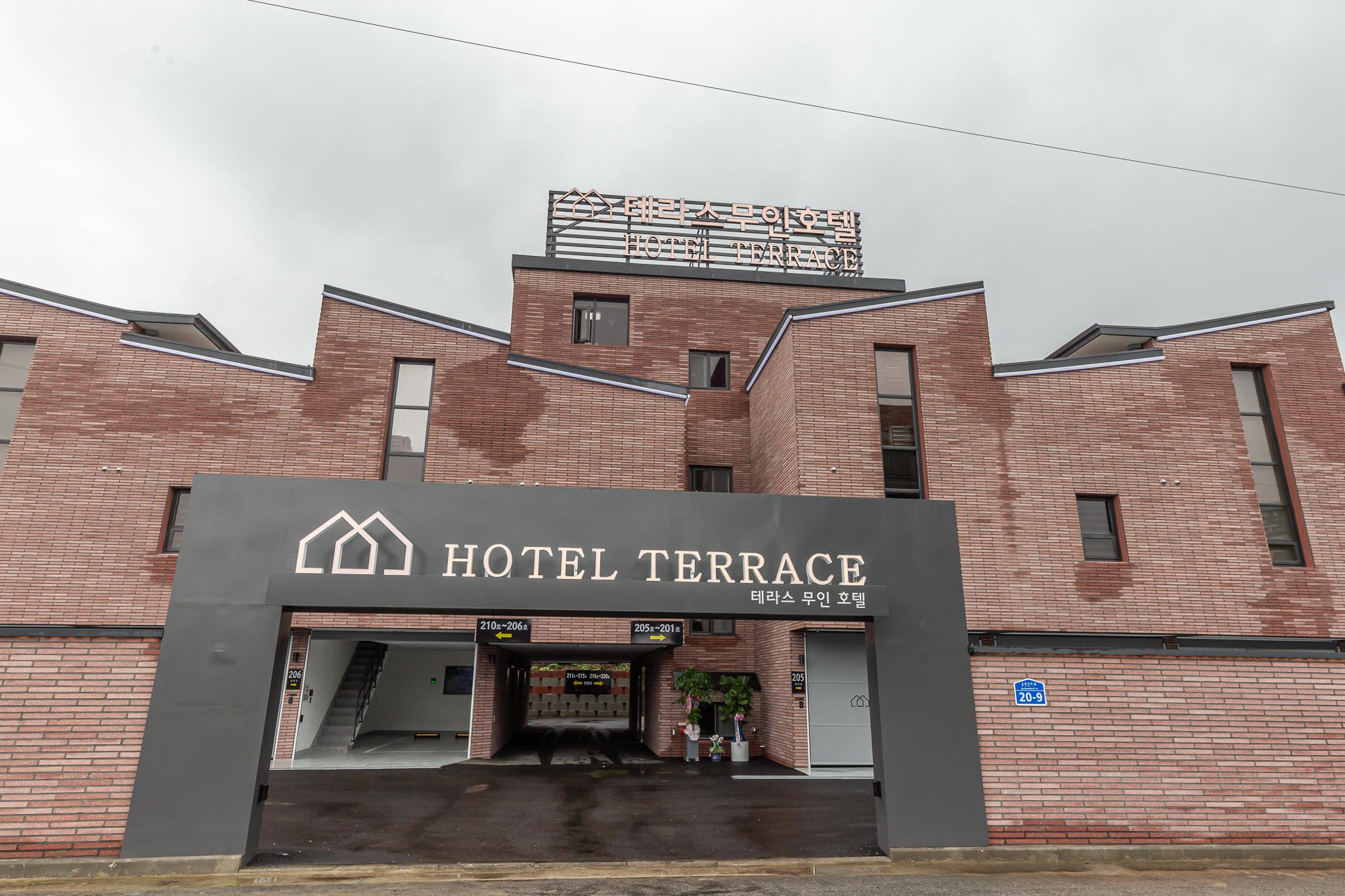 예산 덕산 테라스 무인텔 (Yesan Deoksan Terrace Motel)