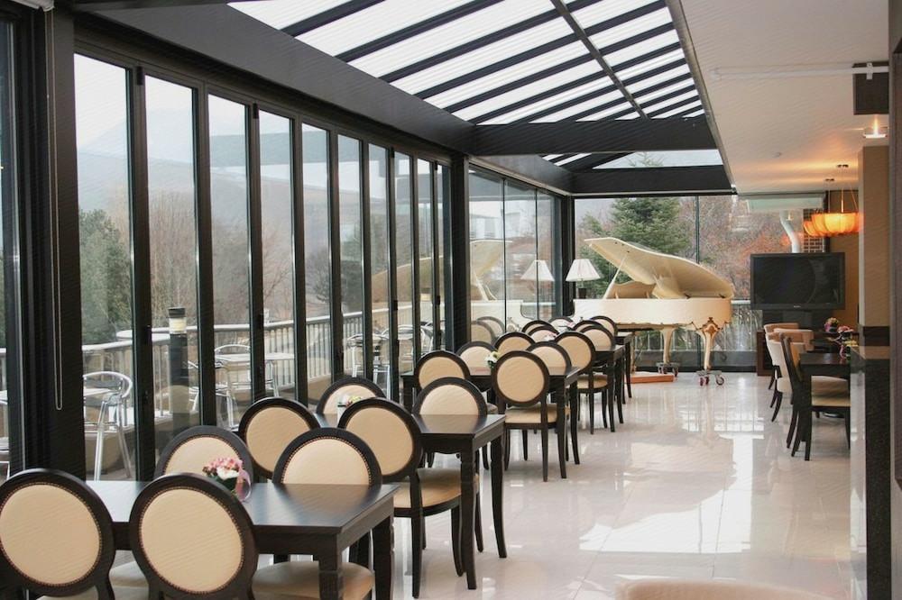 수안보 파크 호텔 (Suanbo Park Hotel)