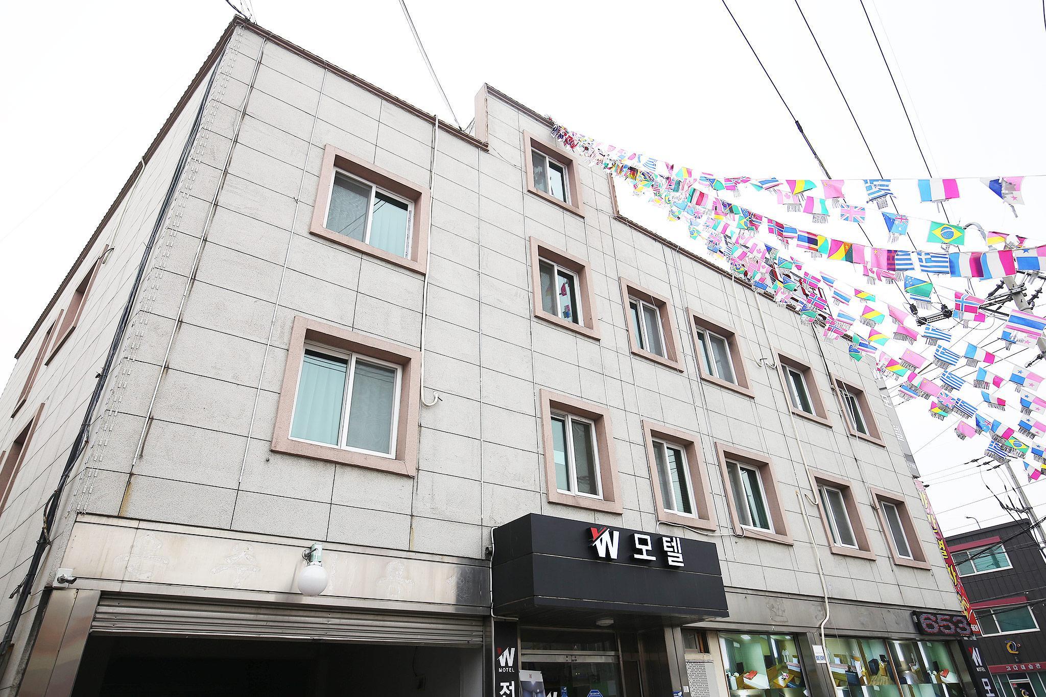 제천 W (Jecheon W)