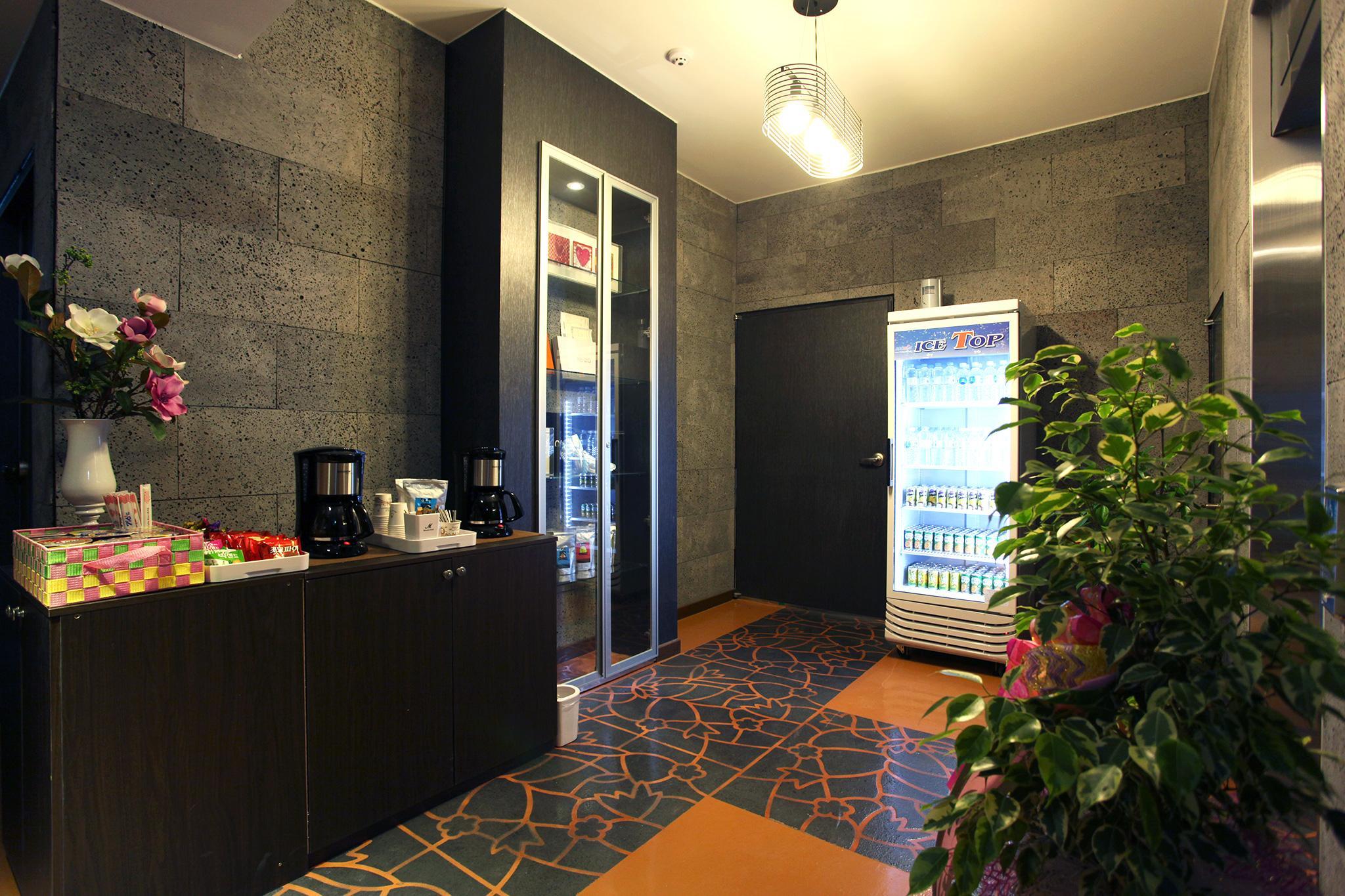 논산 마운틴 (Nonsan Mountain Hotel)