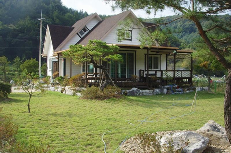 용인 사랑채펜션 (Yongin Sarangchae Pension)