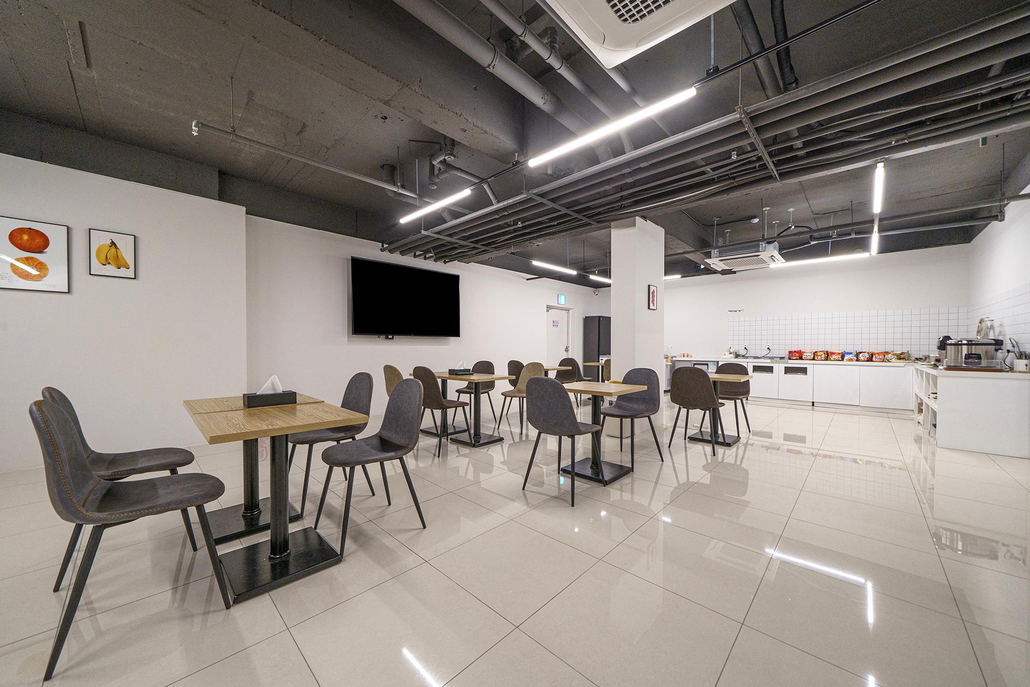 라 테라스 포항 (La Terrace Pohang)