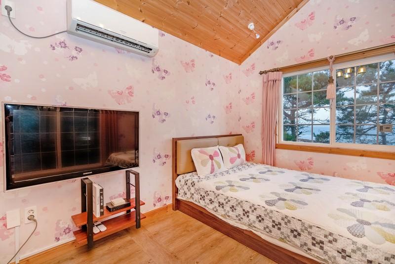 부안 샹그릴라펜션 (Buan Shangri-La Pension)