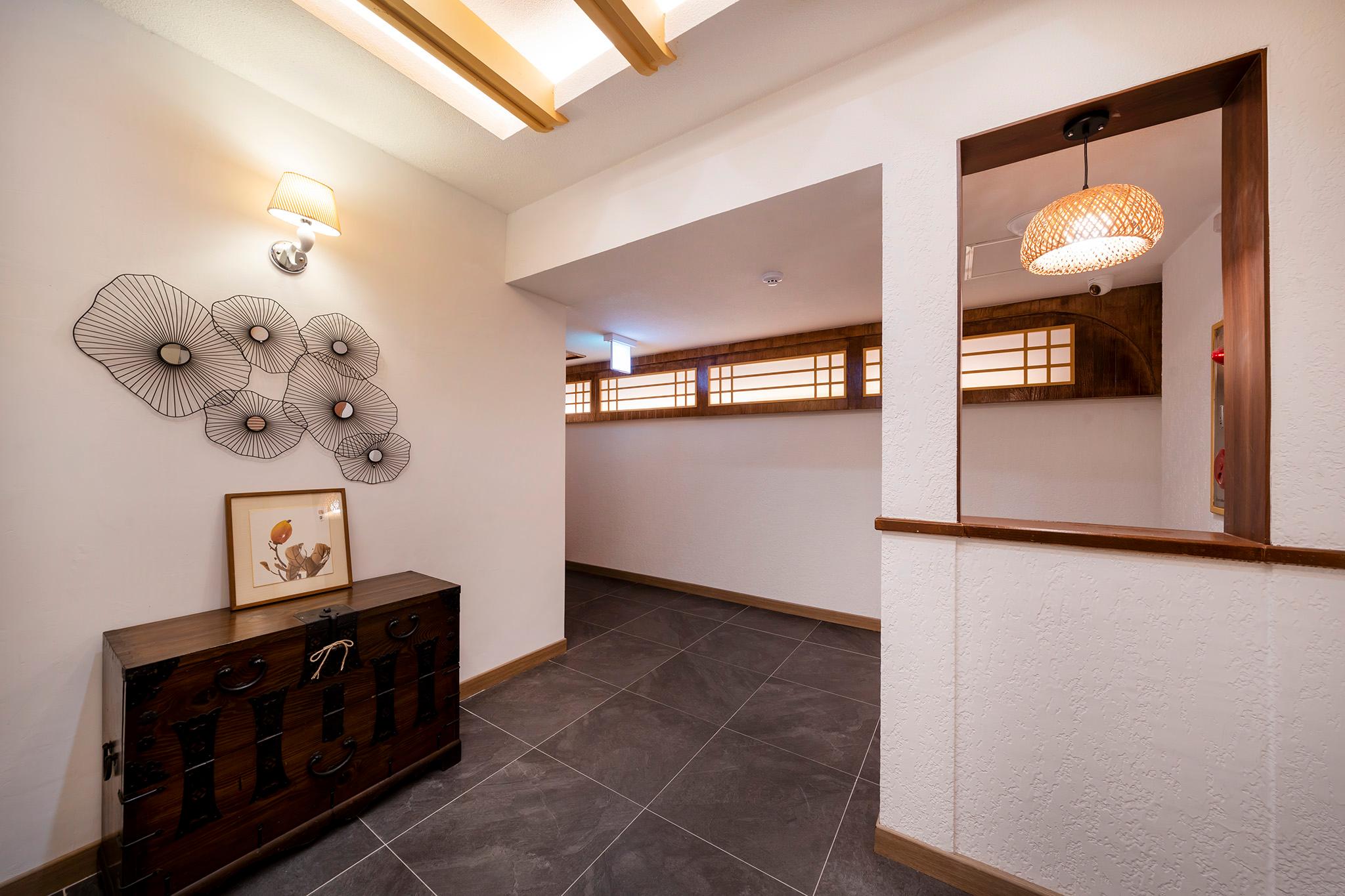 서산 허앤장 한옥호텔 호수공원점 (Seosan Heo & Jang Hanok Hotel Lake Park)