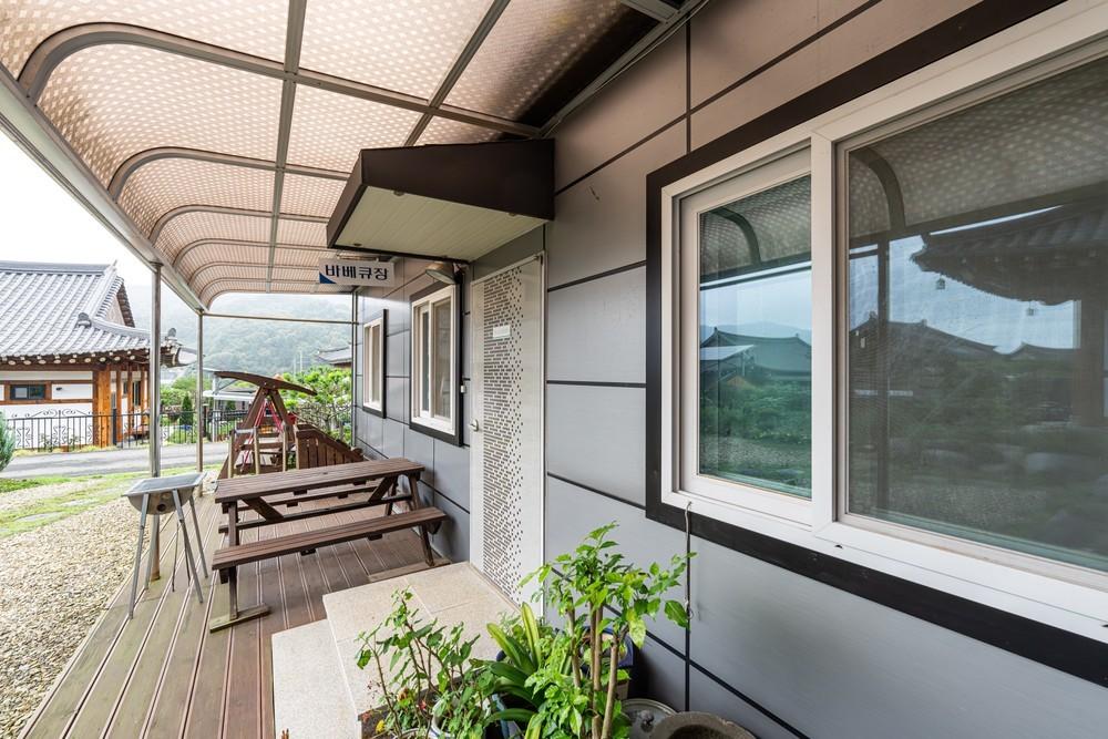 보성 신록한옥 펜션 (boseong sinroghanog pensyeon)