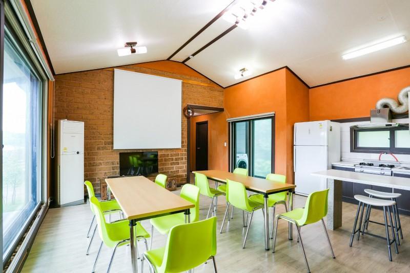 용인 별바라기펜션 (Yongin Byeolbaragi Pension)