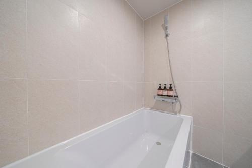 더휴식 아늑호텔 천안역 1호점 (The Hyoosik Aank Hotel Cheonan Station 1st Branch)