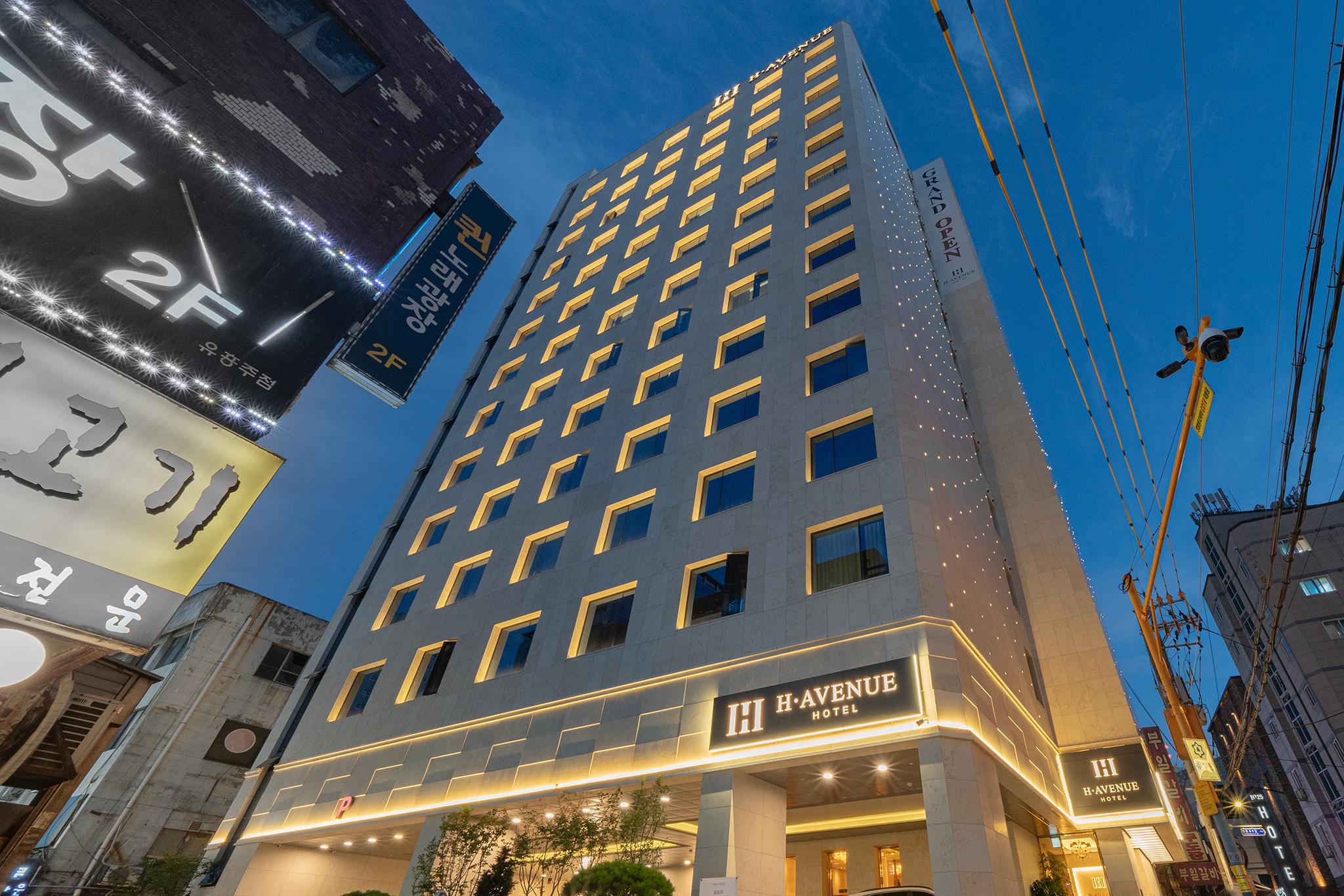 영등포 H Avenue 영등포점 (Yeongdeungpo H Avenue Yeongdeungpo Branch)