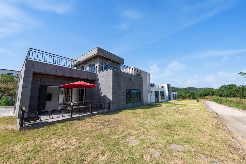 울진 데이하우스 (Uljin Day House)