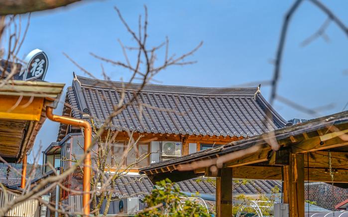 Moon and Star Hanok Pension