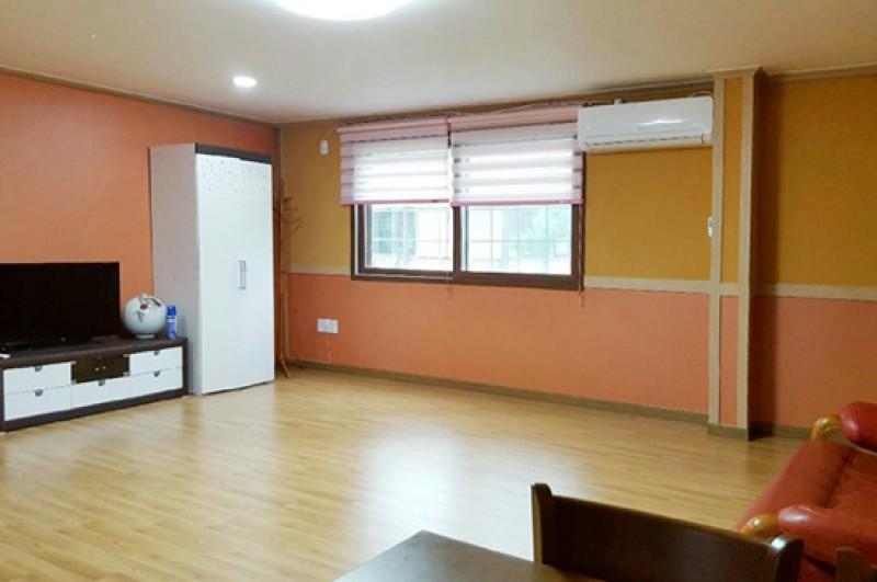 용인 사랑채펜션 (Yongin Sarangchae Pension)