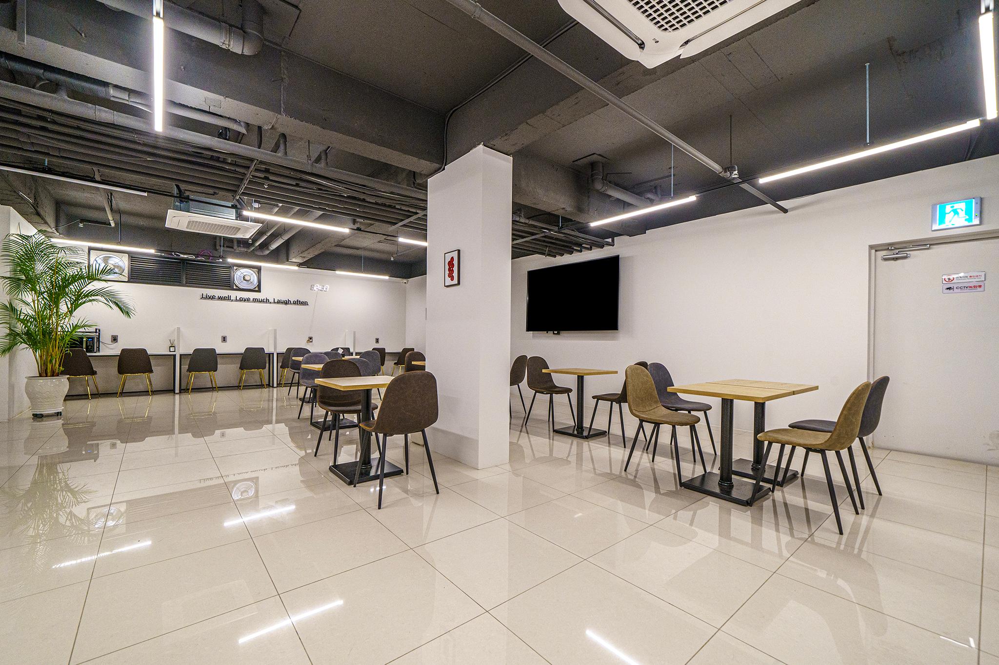 라 테라스 포항 (La Terrace Pohang)