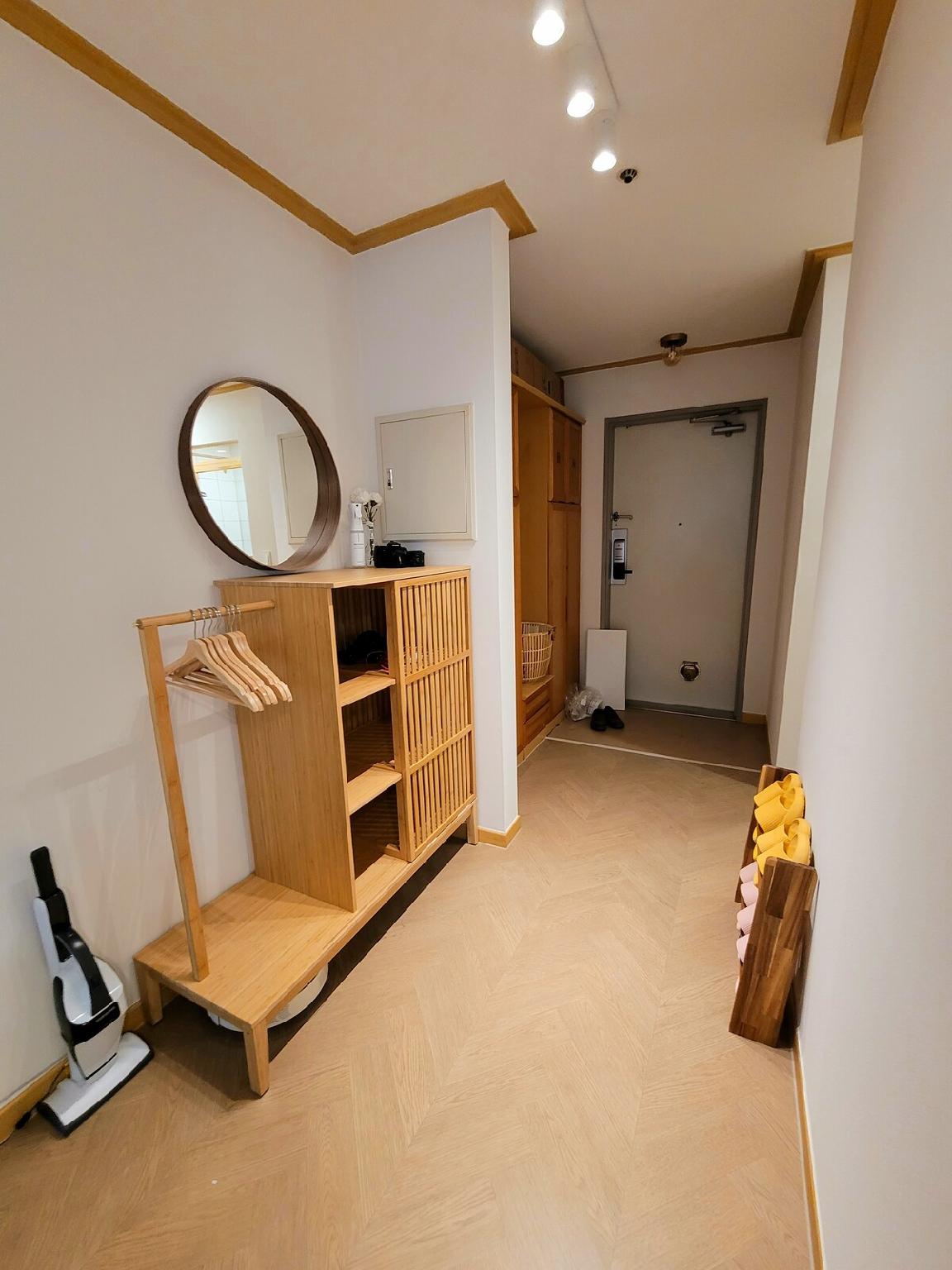 신촌의 프라이빗 하우스 (45m², 침실 1개, 프라이빗 욕실 1개) (Super locaion 1sec from Hongdae SUB&wifi,Netflix 2)