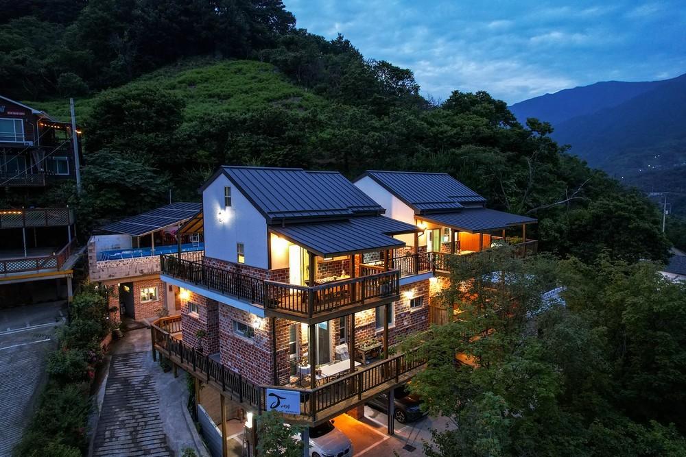 제이에게 (Jay aegae)