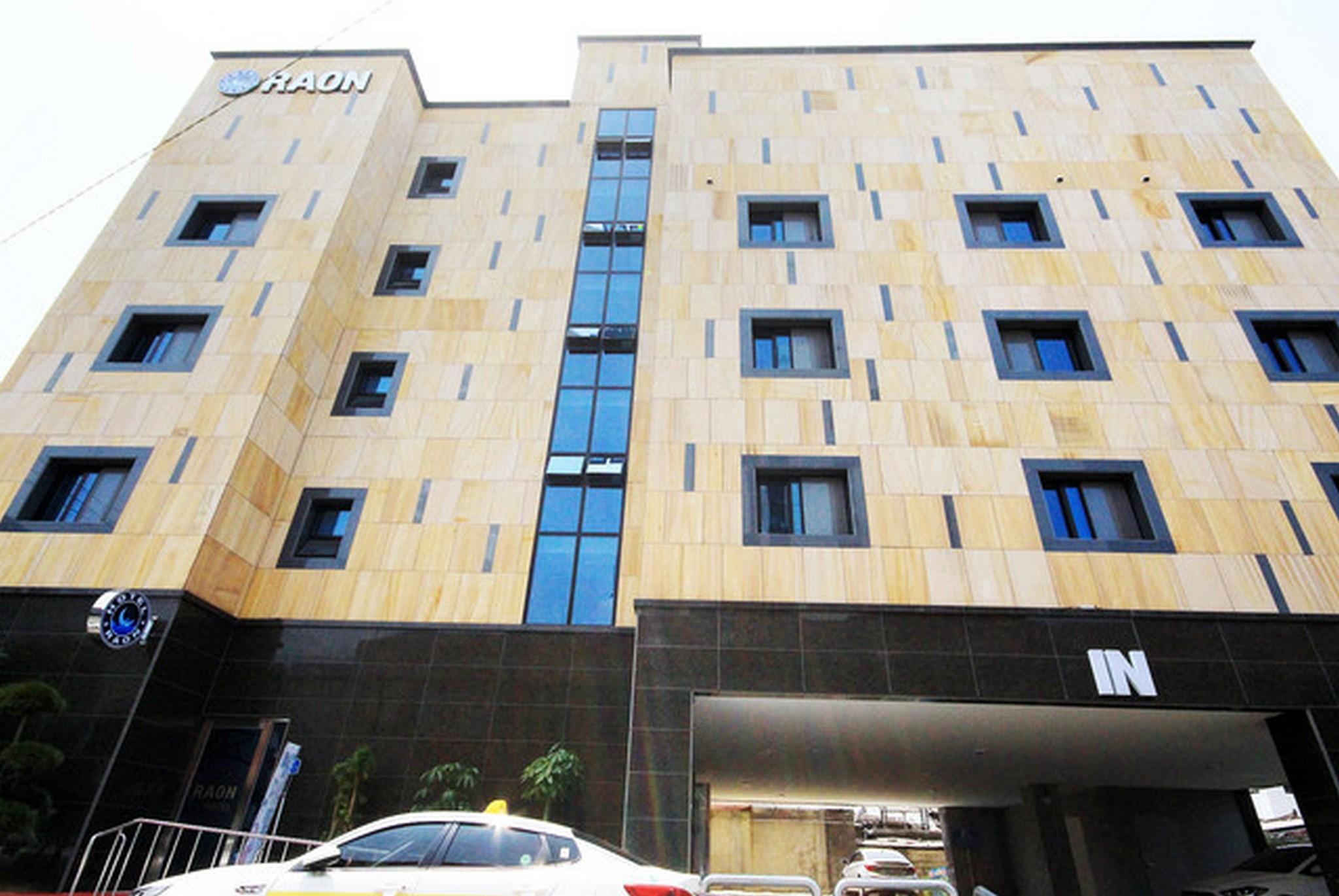 전주 중앙 라온 호텔 (Jeonju Jungang Raon Hotel)