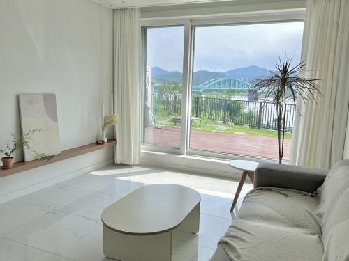 춘천 더헤이븐 스파펜션 (Chuncheon The Heven Spa Pension)