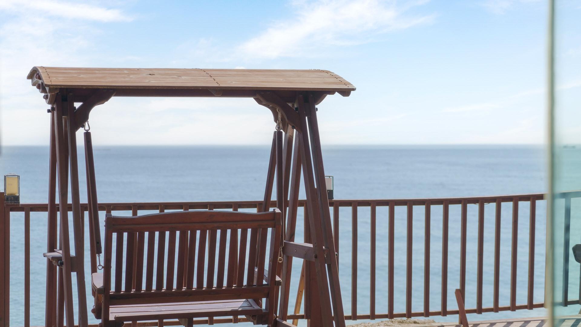 영덕 씨 앤 스파 펜션 (Youngduk Sea & Spa Pension)