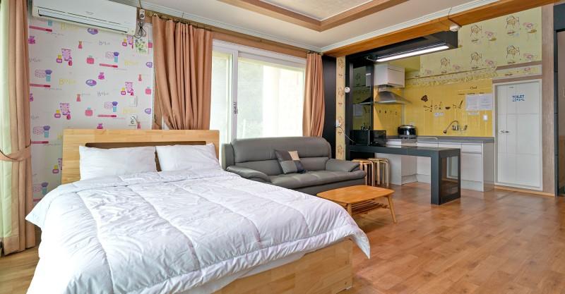 영덕 바다이야기펜션 (Yeongdeok Sea Story Pension)