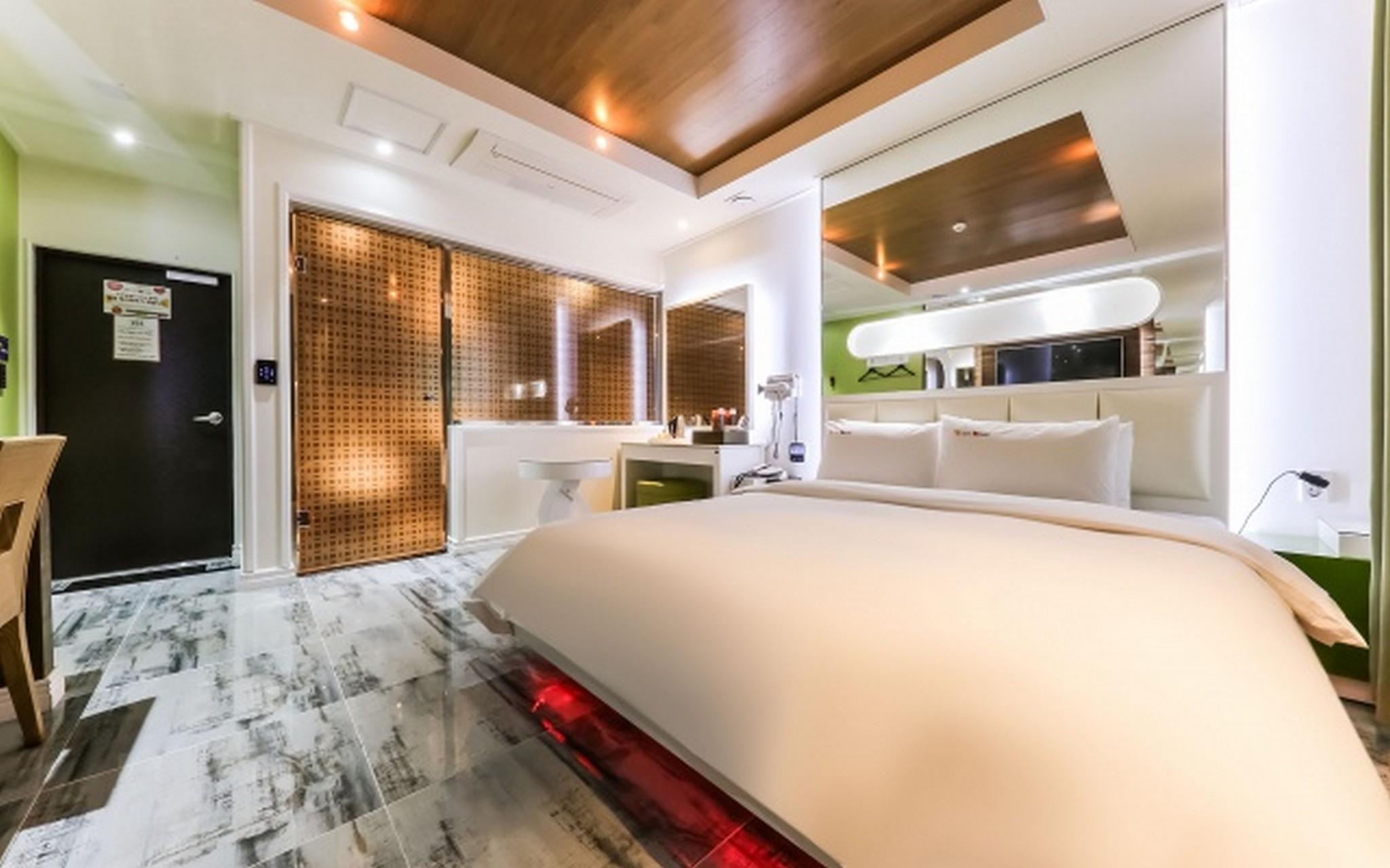 예산 오렌지토마토 무인텔 (Yesan orange tomato Self check-in Motel)