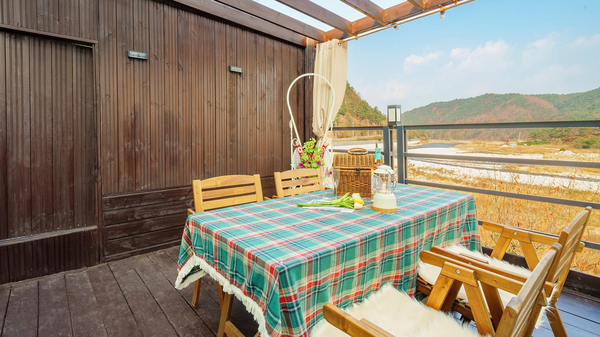 양양 라비앙로즈풀빌라 (Yangyang labianrosepoolvilla)