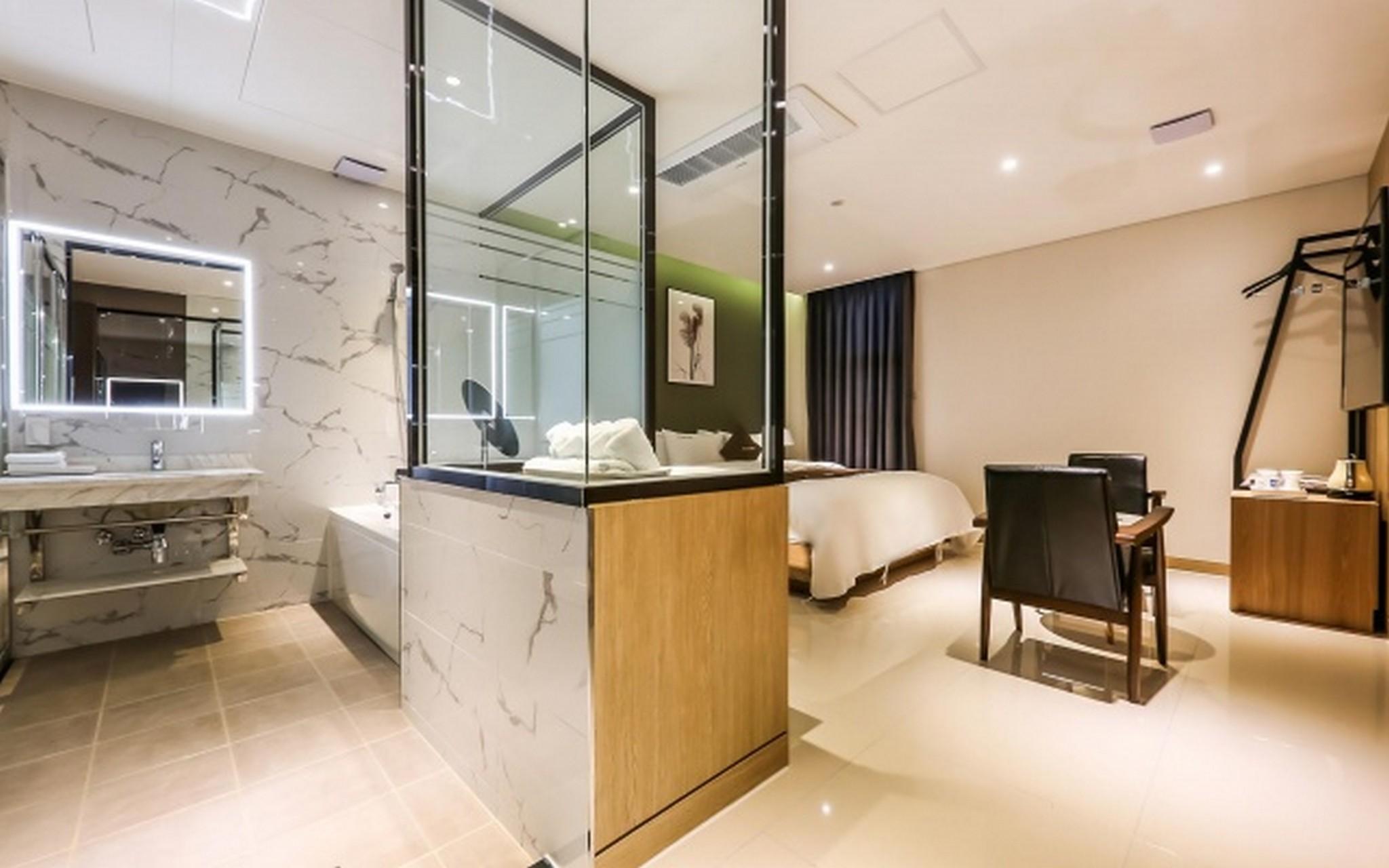 청주 더킹 호텔 (Cheongju The King Hotel)