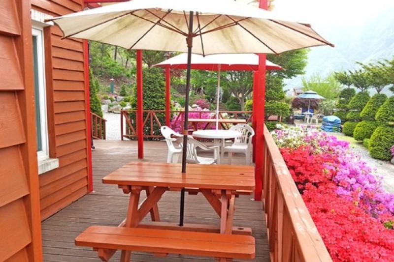 단양 향기나무펜션 (Danyang Fragrant Tree Pension)