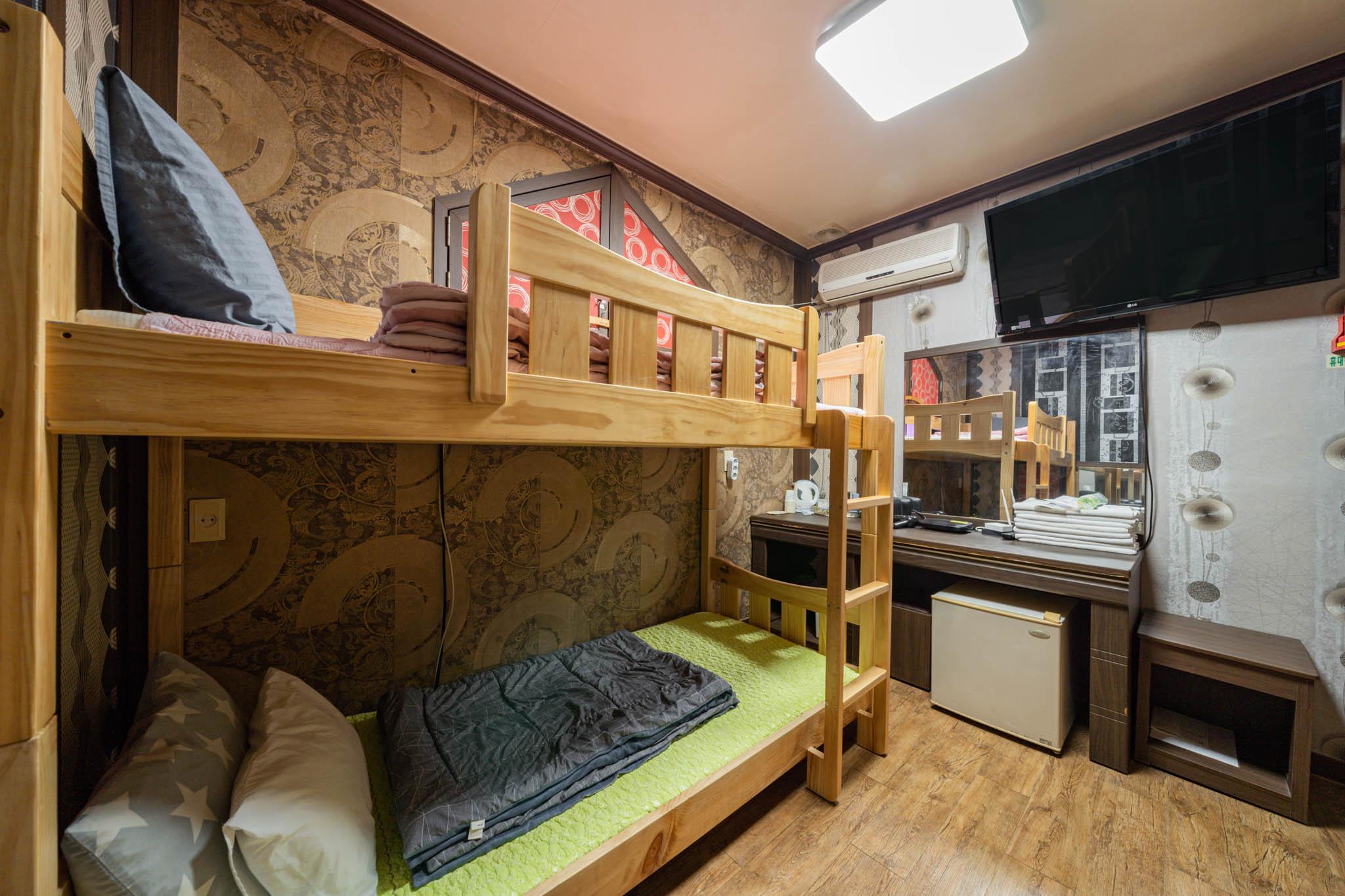 괴산 낙원모텔 (Goesan Nagwon Motel)