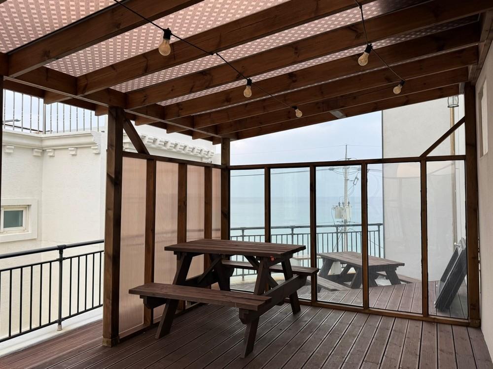 스테이올라 (Stayhola)