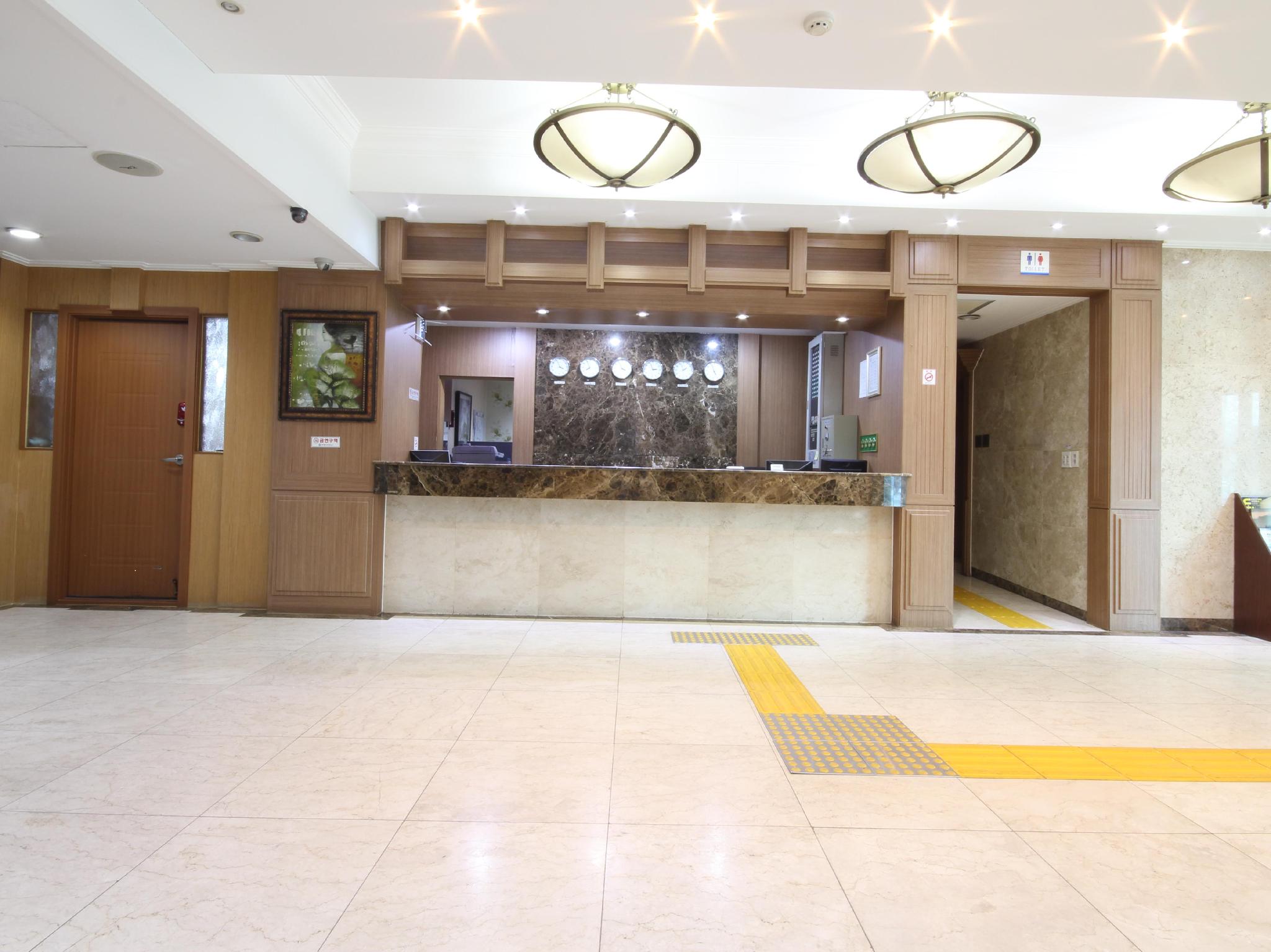 인천 관광 호텔 (Incheon Tourist Hotel)