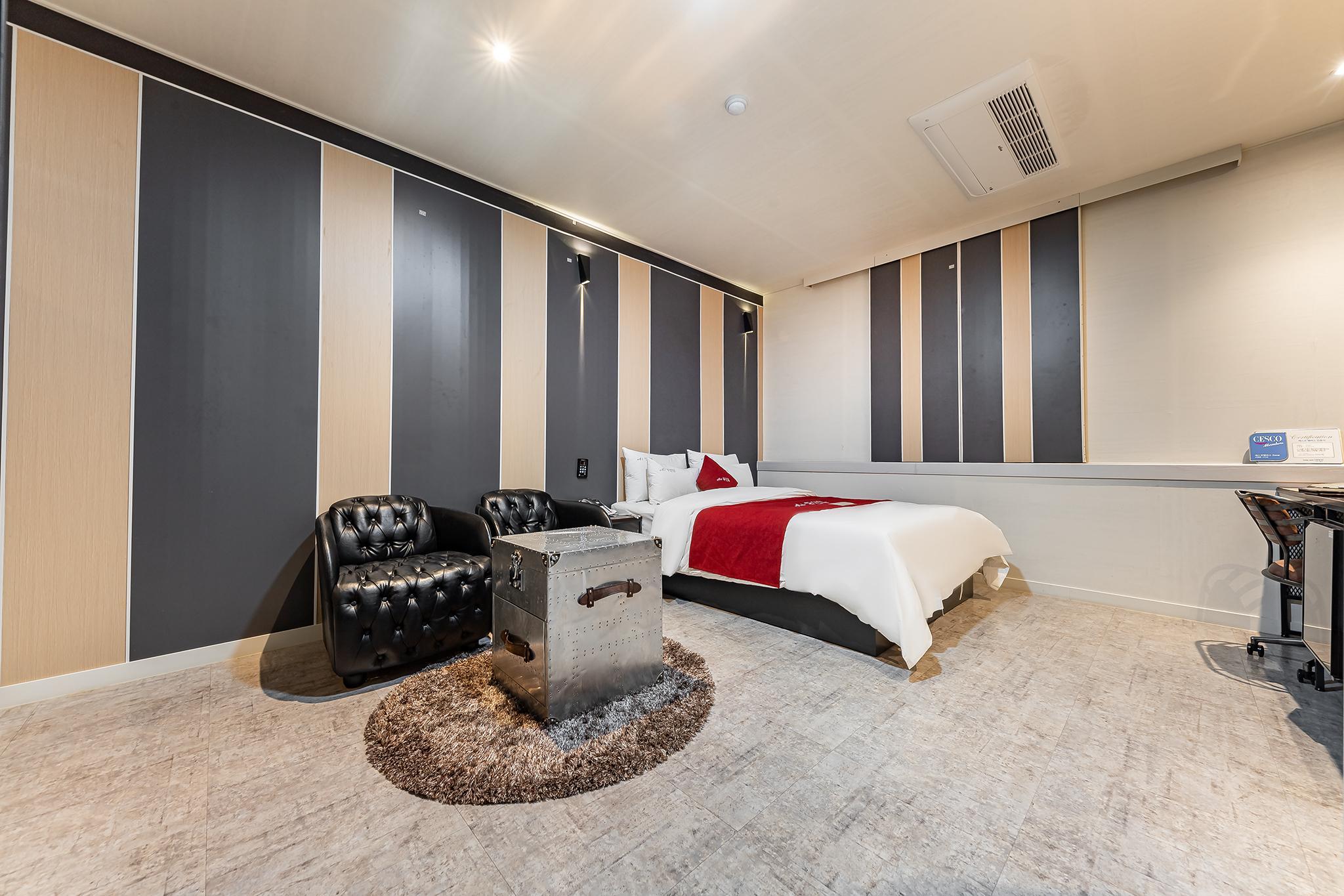 예산(내포) A+ 무인텔 Drive-in (Yesan A Plus Motel)