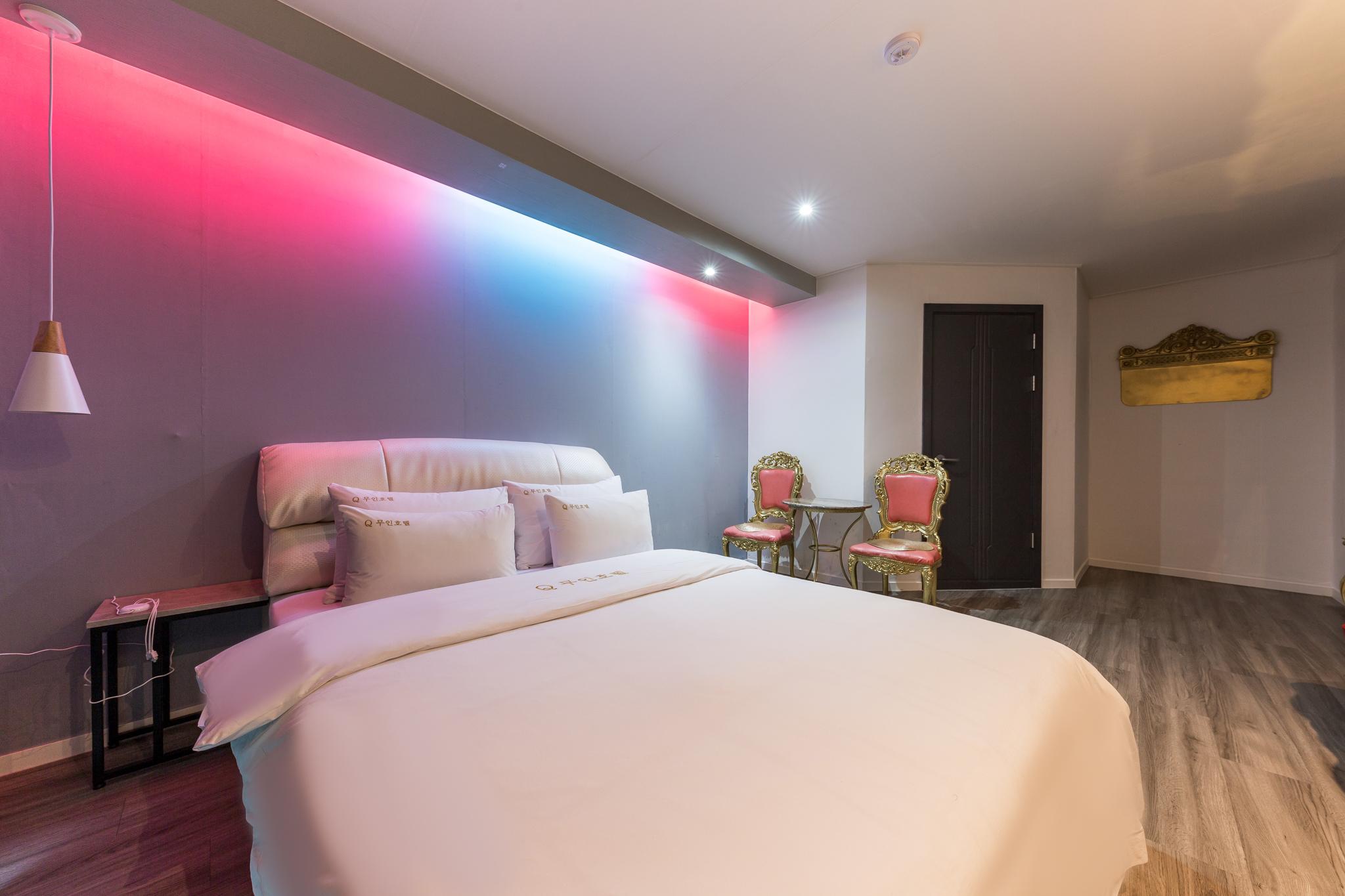 공주(동학사) Q 무인호텔 (Gongju Q Hotel)