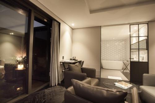 수원 호텔 가덴 (Suwon Hotel Gaden)