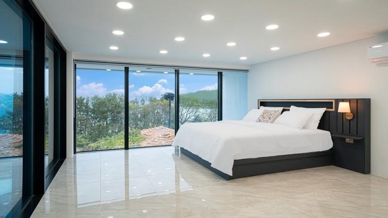 영덕 동광풀빌라 (Yeongdeok Donggwang Pool Villa)