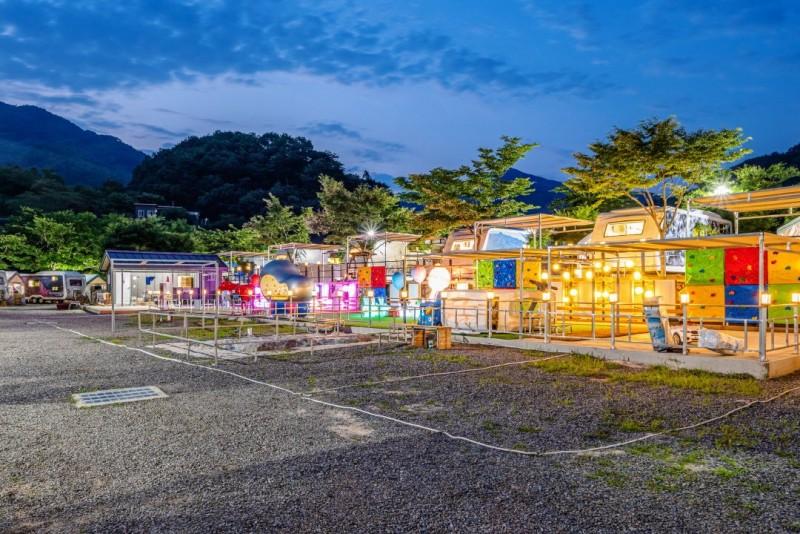 구례 지리산포레스트카라반파크 (Gurye Jirisan Forest Caravan Park)