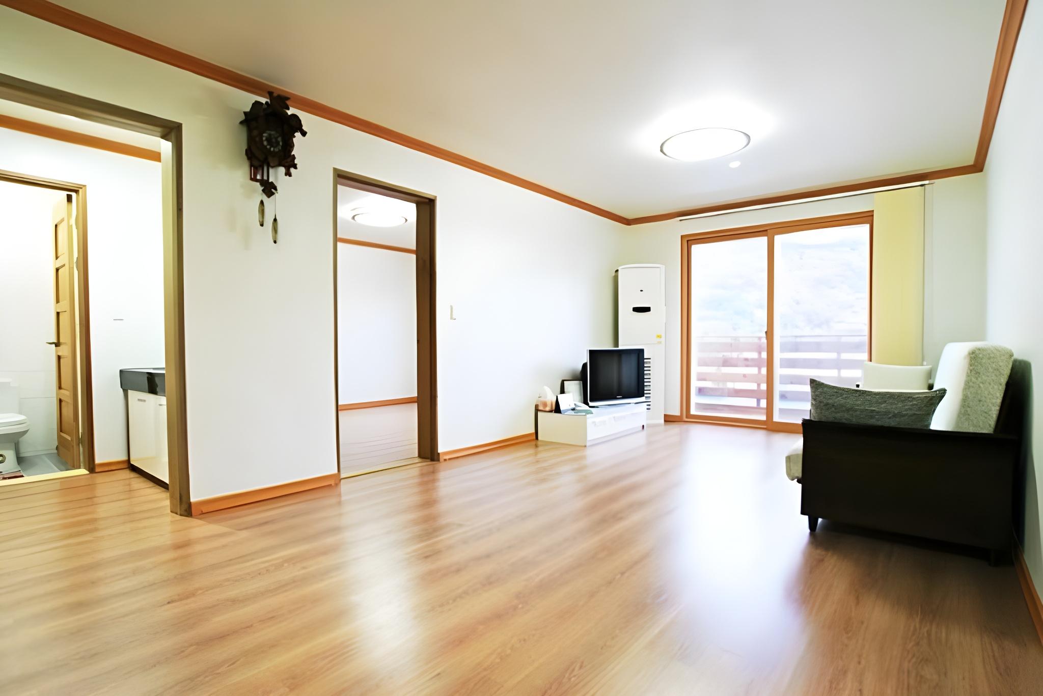 무주 오케이콘도펜션 (Muju Ok Condo Pension)