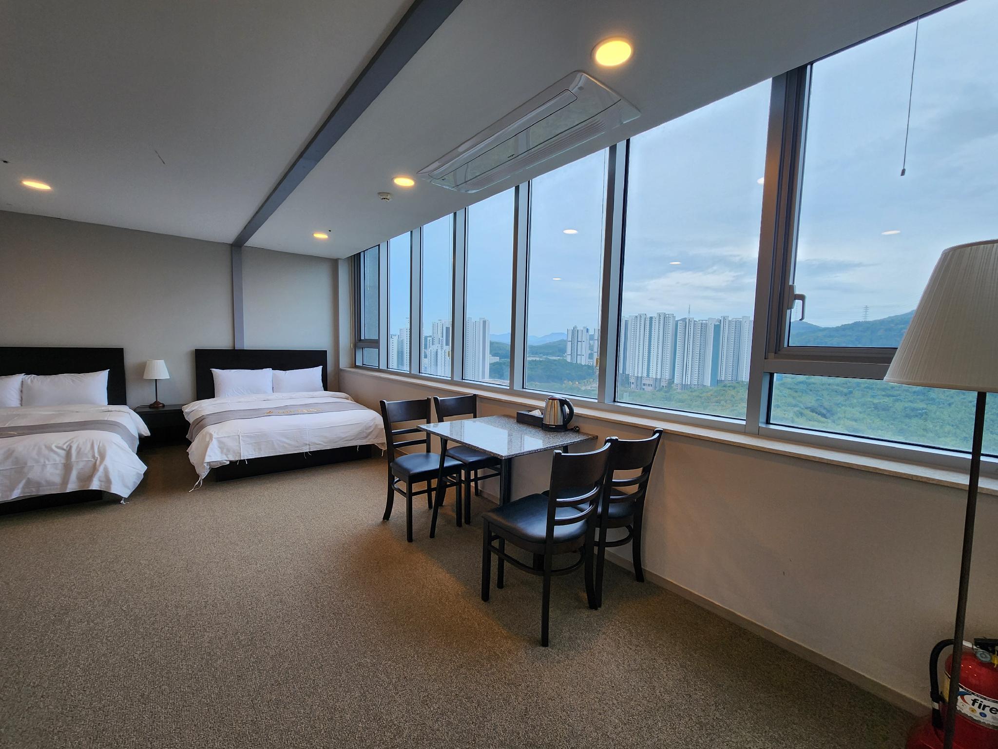 용인 트리니 호텔 (Yongin Triny Hotel)