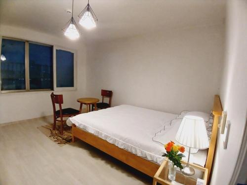 Busan Youngdo Short Term Rental White Fox Culture Village Gamseong Accommodation 3 rooms spacious ac