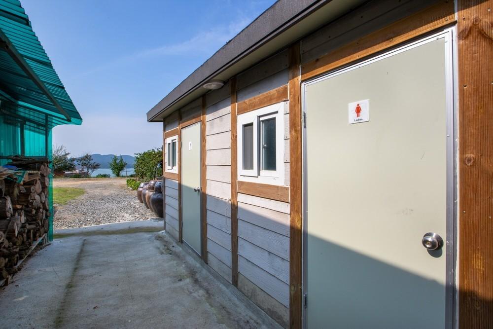 서산 해양정원 펜션 (Seosan Haeyang Jungwon Pension)