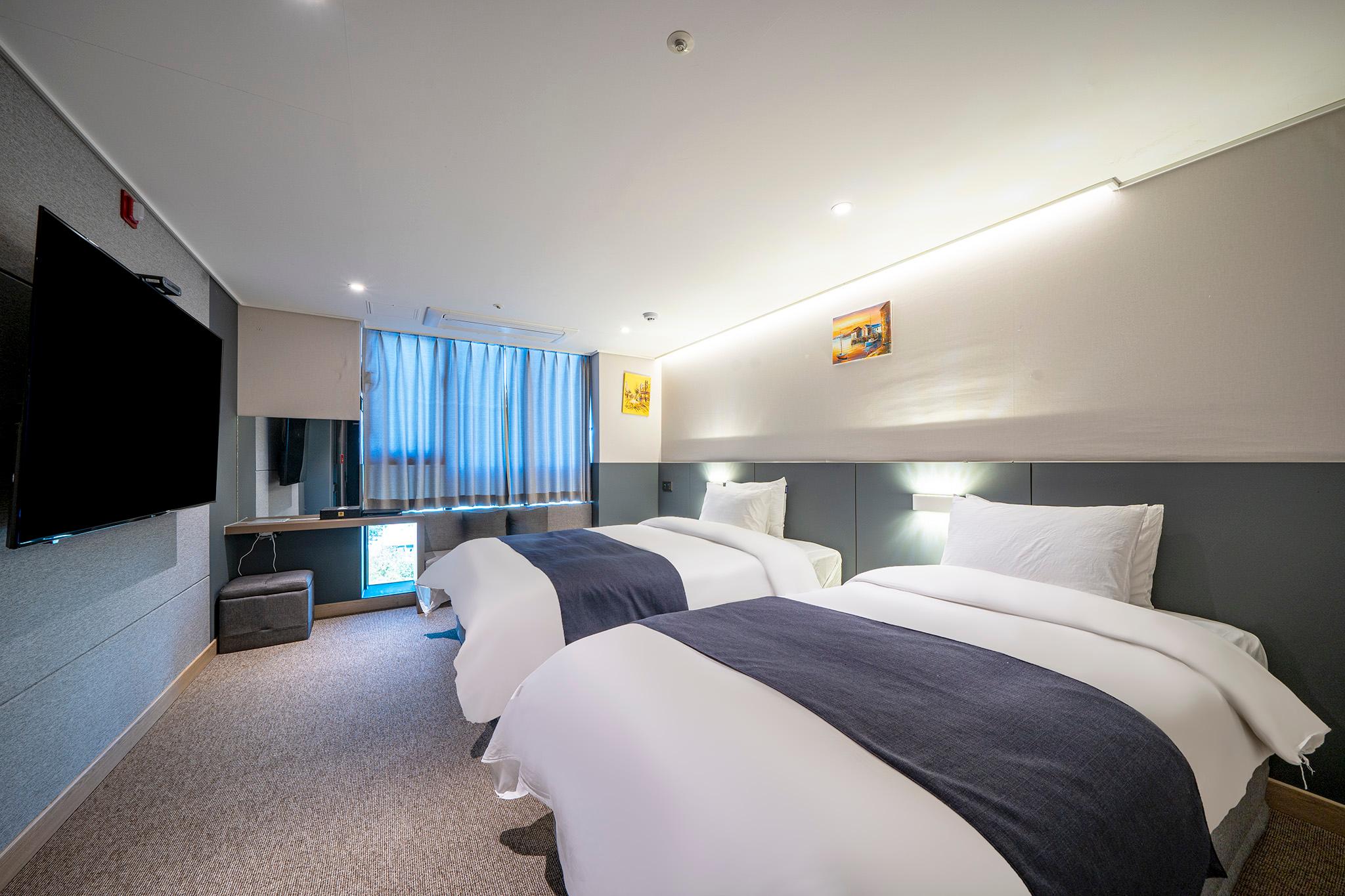 알앤비 비즈니스 호텔 (R&B Business Hotel)