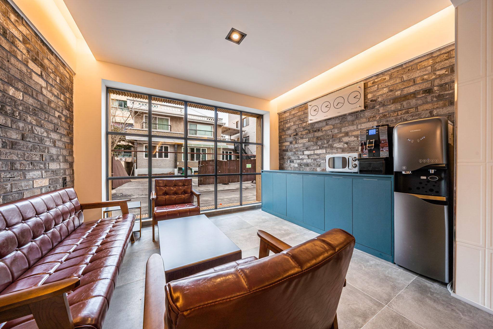 춘천 경성여관 (Chuncheon Gyeongseong Motel)