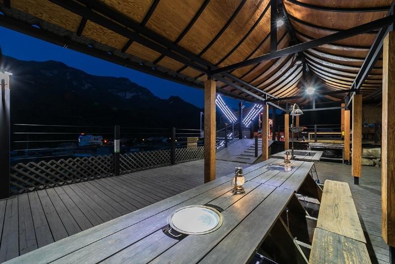 제천 월악산힐링펜션 (Jecheon Wolaksan Healing Pension)
