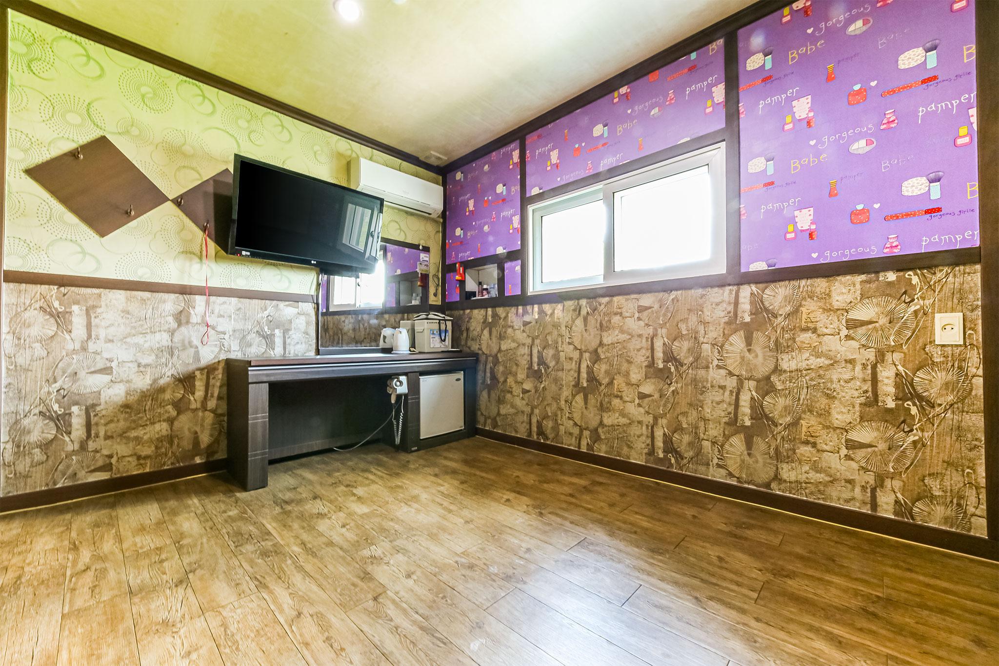 괴산 낙원모텔 (Goesan Nagwon Motel)