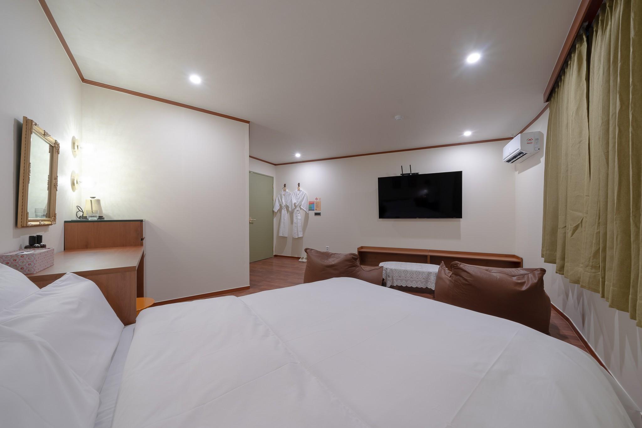 전주 콩나물 호텔 (Jeonju Kongnamul Hotel by cozy)