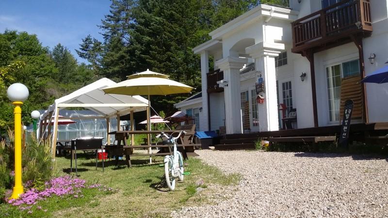 평창 봉평별빛펜션(휘닉스평창 4km 5분거리) (Pyeongchang Bongpyeong Starlight Pension (Phoenix Pyeongchang 4km 5 minutes away))