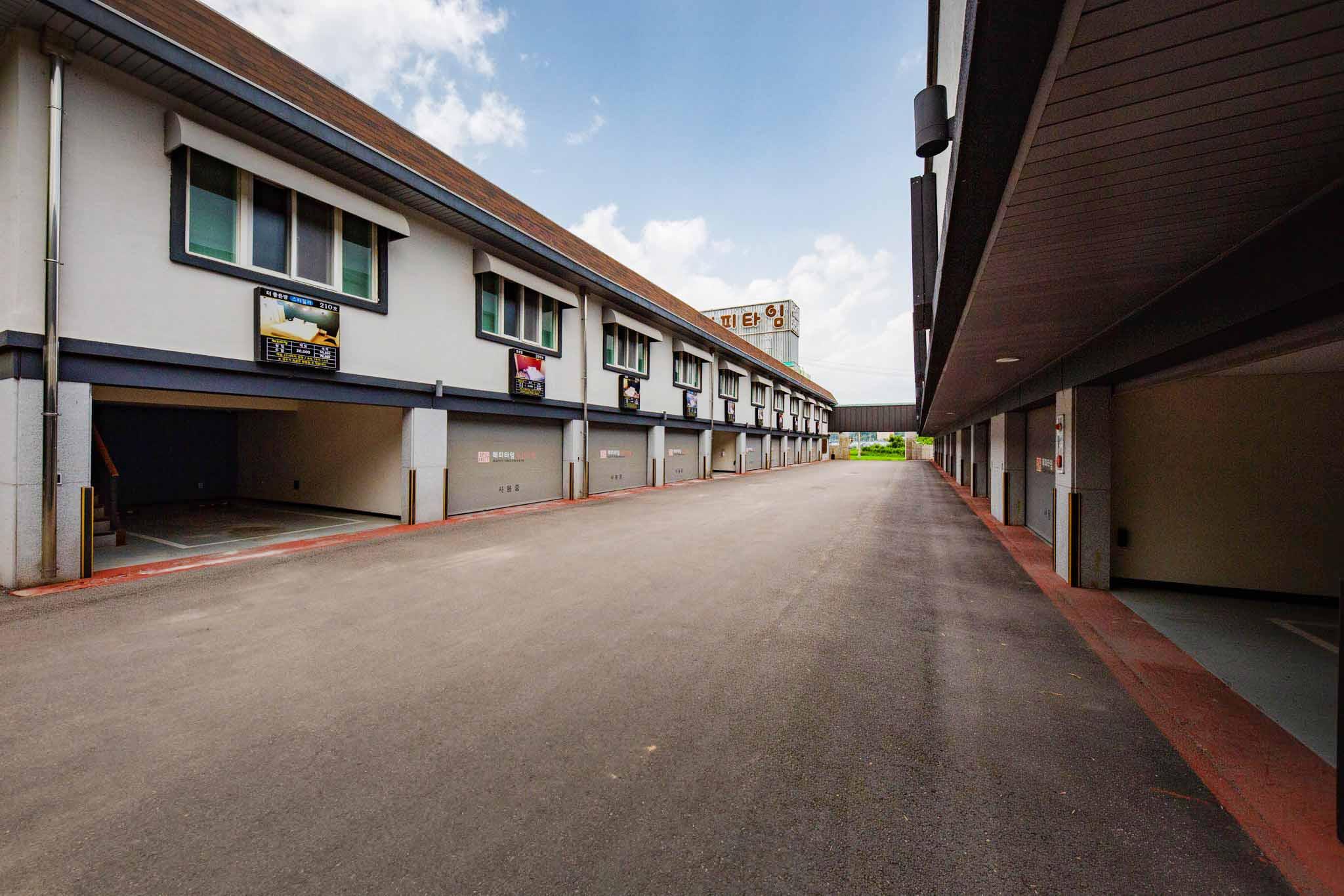 호텔 야자 담양점(본관) (HOTEL YAJA Damyangjum (Main Building))