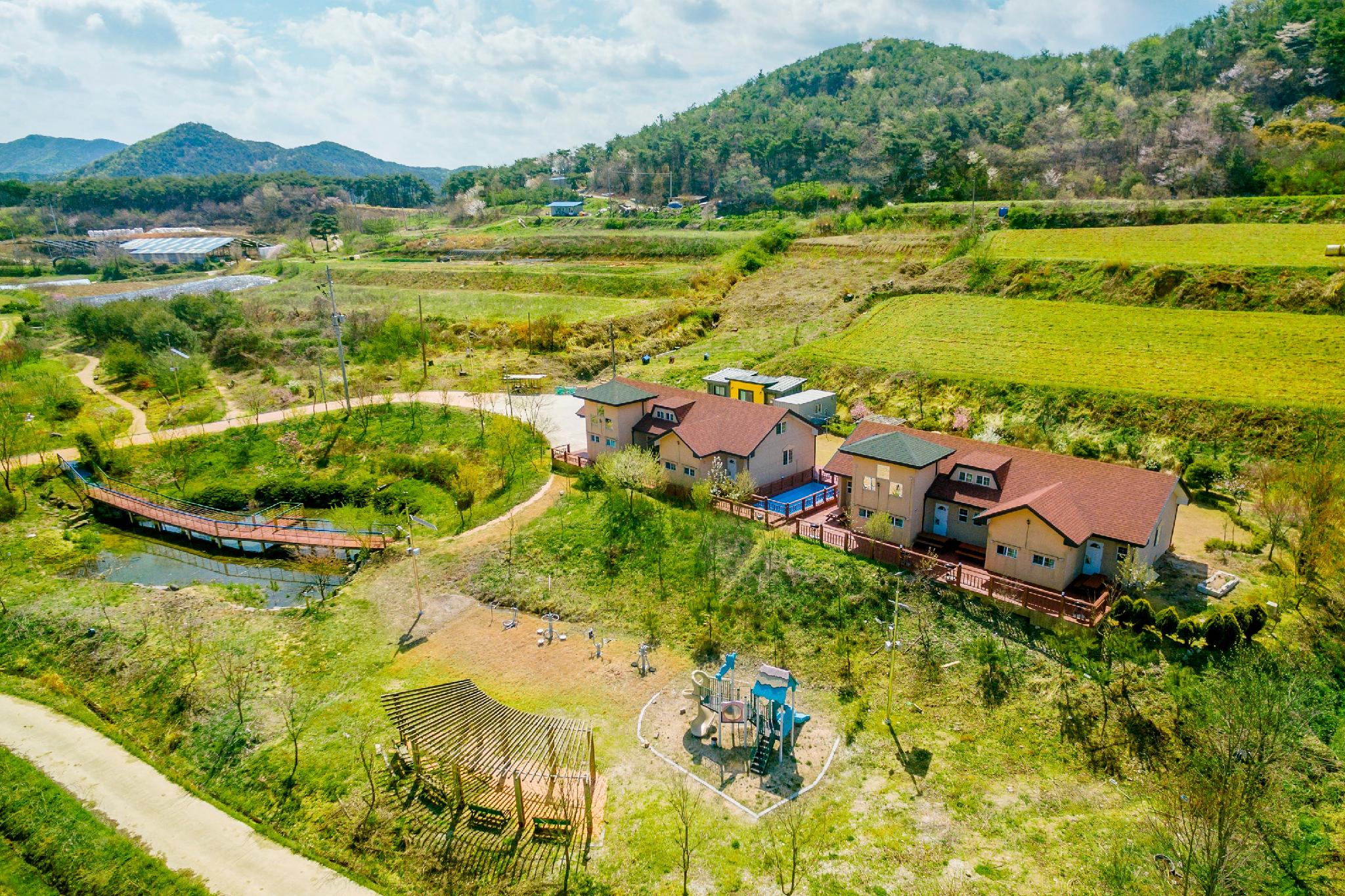 고창 선운산풍경펜션 (gochang sunonsan pungyeongpension)