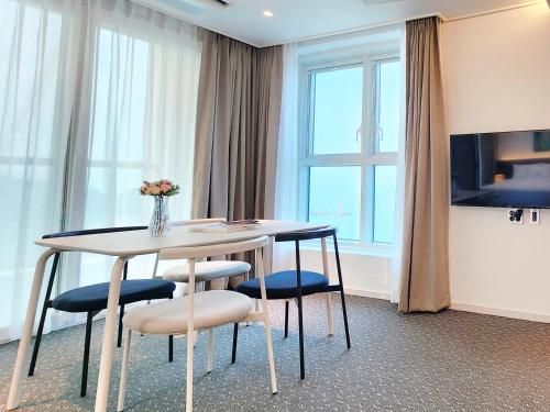 그랑베이 바이 쏘타스위트 (GranBay by SoTA SUITE)